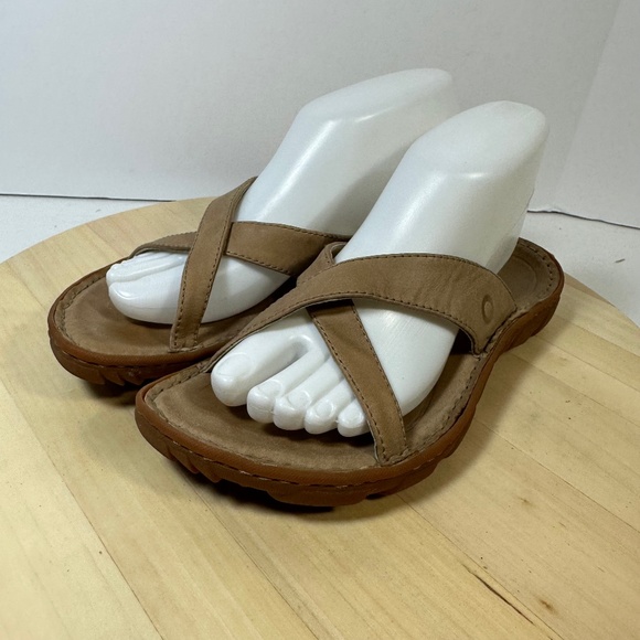 Bogs Sandals Todos  Slip On Cross Strap Slide 71693-260 Beige Leather Women 6.5 - Picture 1 of 9